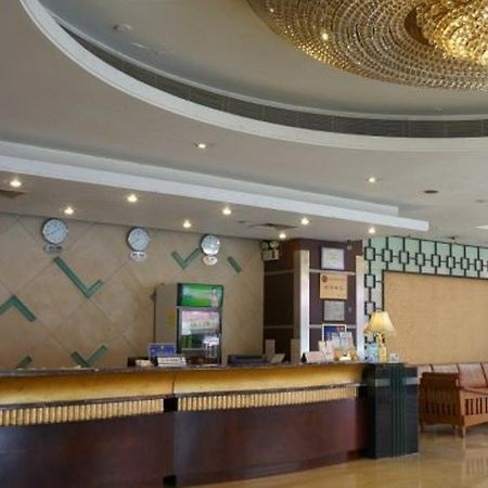 Yingfeng Hotel Dongguan  Bagian luar foto